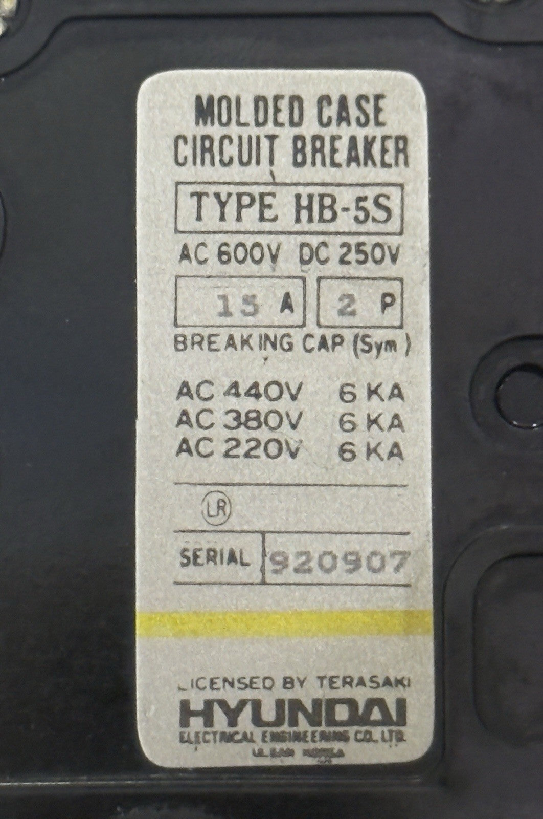 HYUNDAI HB-5S 15a MOLDED CASE CIRCUIT BREAKER