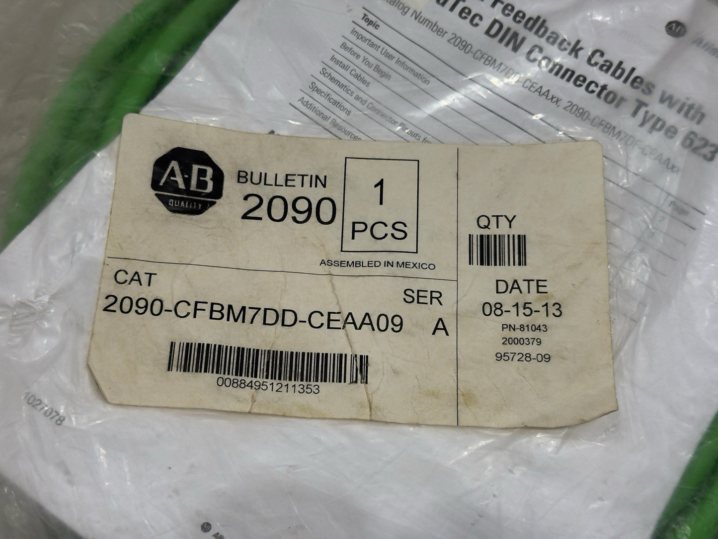 Allen-Bradley Bulletin 2090 DIN Connector Cable 2090-CFBM7DD-CEAA09 Servo Cable