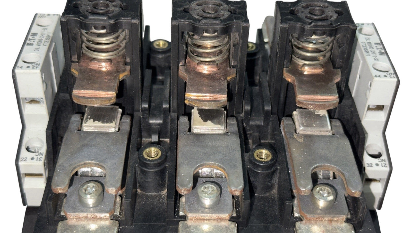 EATON DIL M185A  XTCE185H 180-240V 3POLE 185 A MAGNETIC POWER CONTACTOR