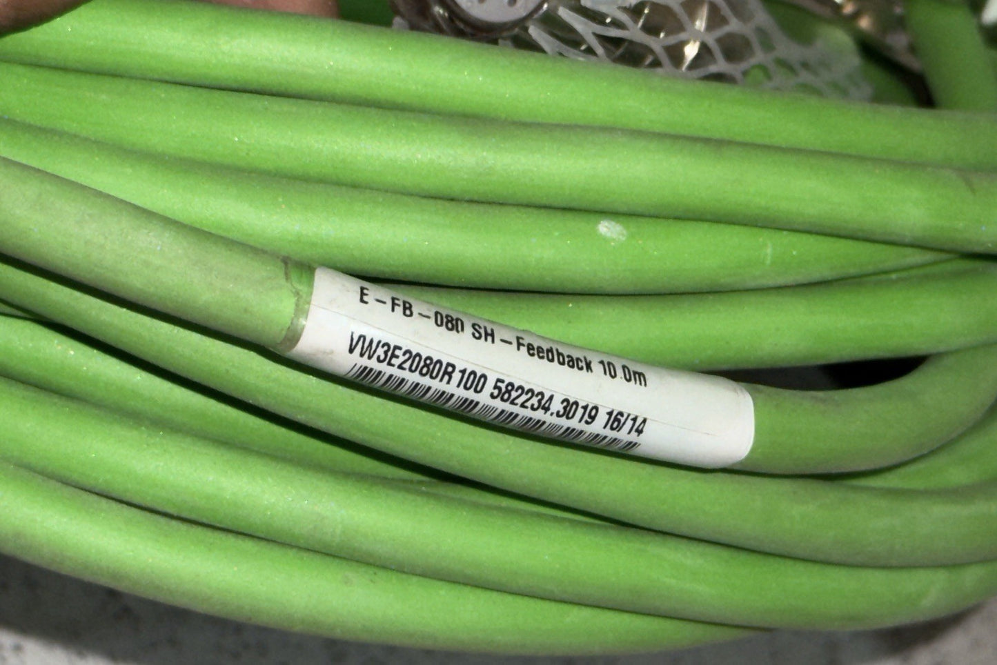 Schneider Electric VW3E2080R100 PacDrive Feedback Cable 10 Metre/ 300Volt