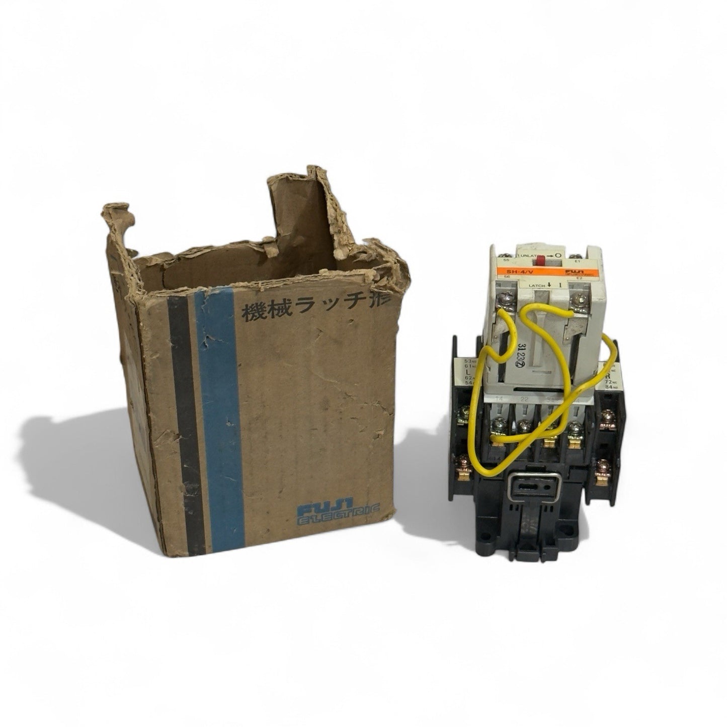 Fuji Electric SH-4/V Contact Auxiliary Relay Latch Unit SZ-V200 With SZ-ARV