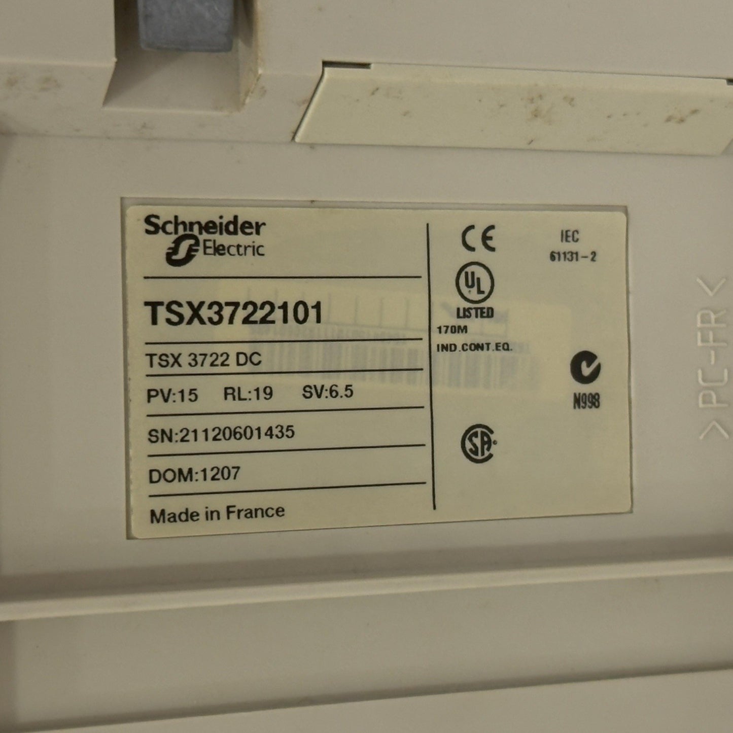 Schneider TSX3722101 Modicon Base Module