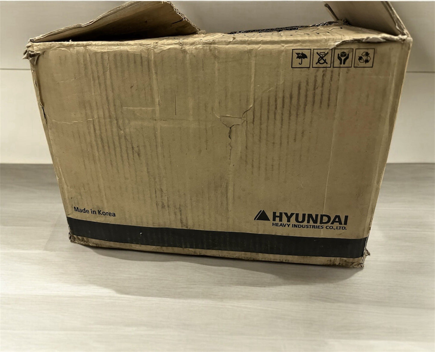 Hyundai UMC 400 Magnetic Contactor