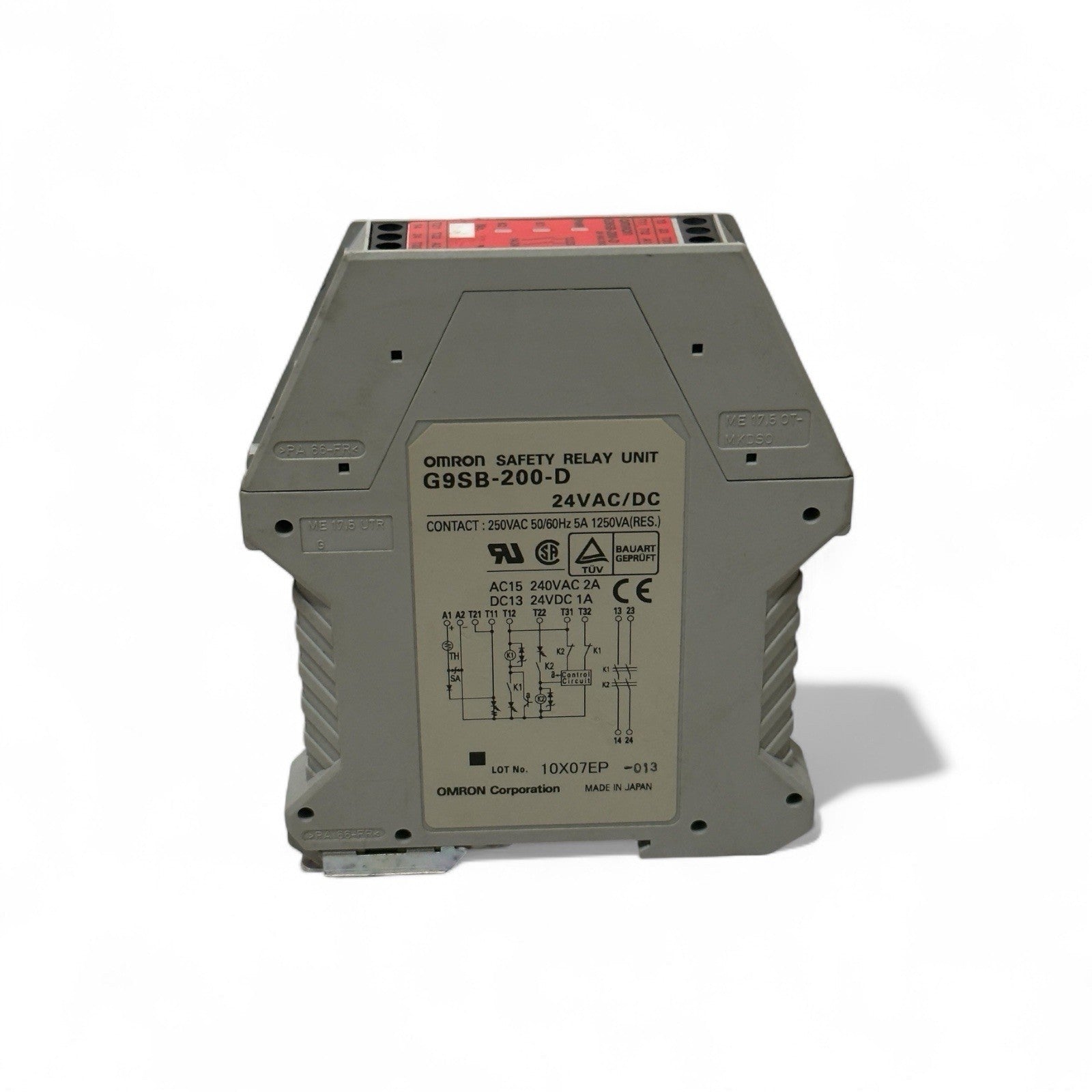 OMRON SAFETY RELAY UNIT G9SB-200-D