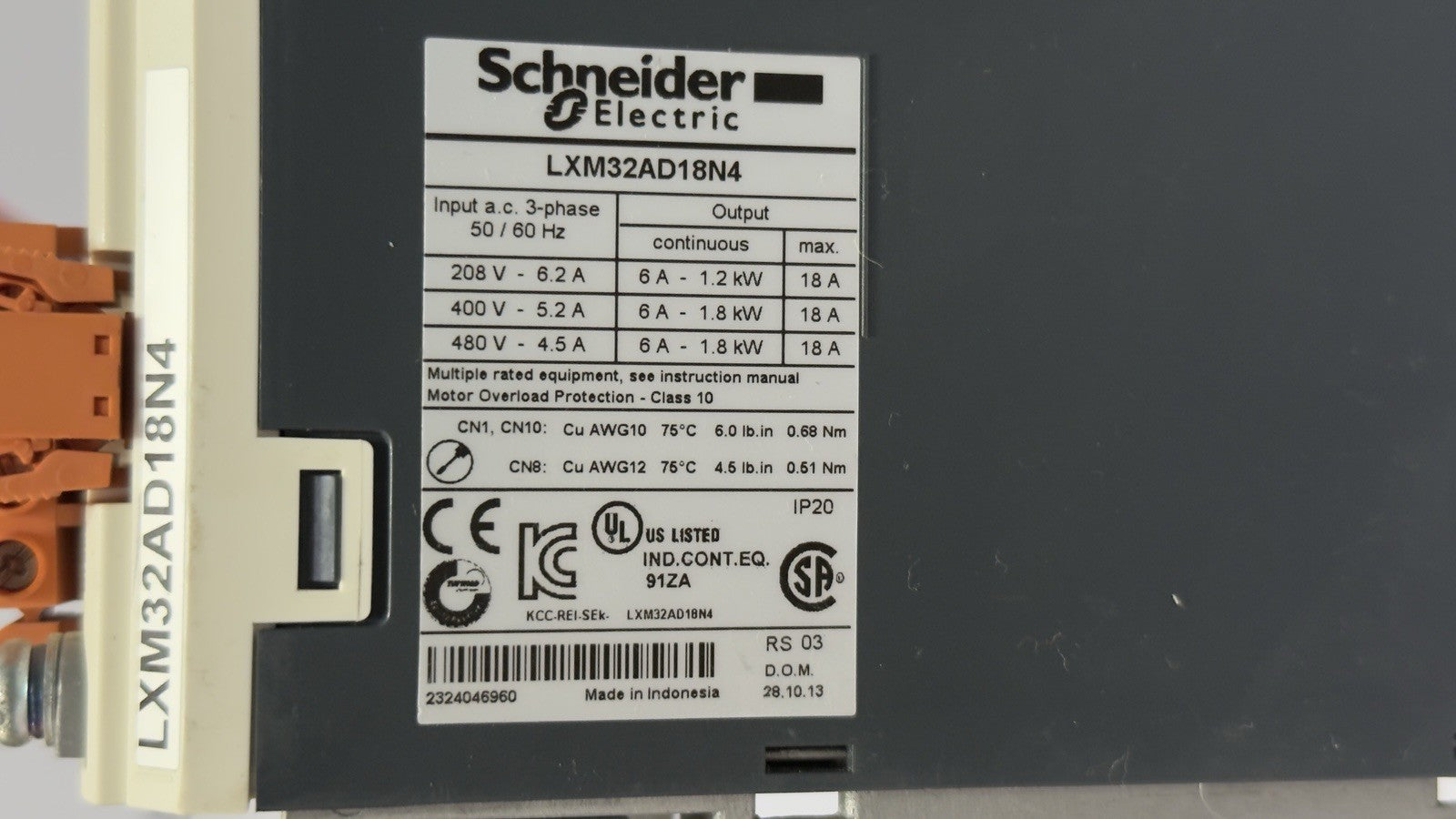 Schneider LXM32AD18N4 Servo Drive
