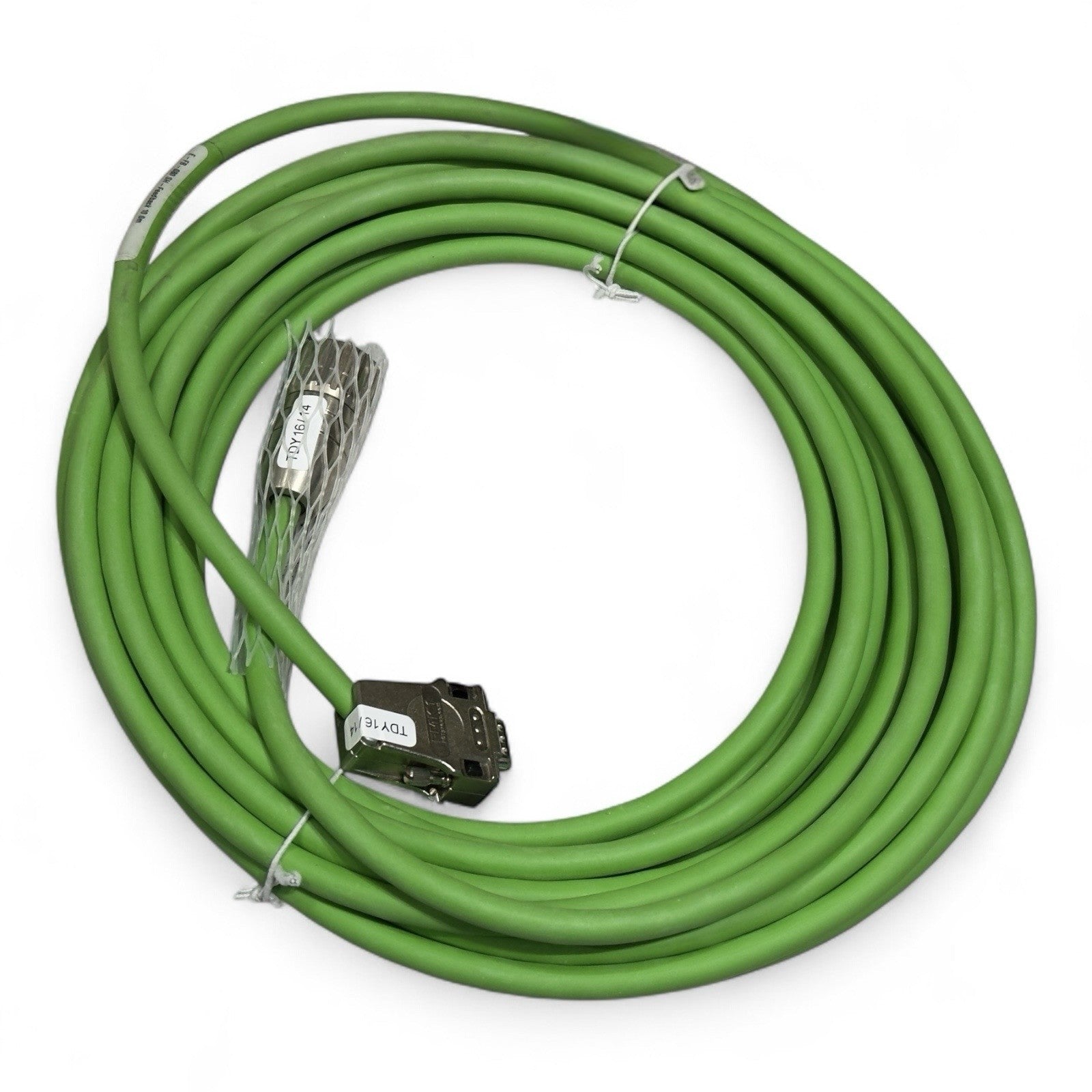 Schneider Electric VW3E2080R100 PacDrive Feedback Cable 10 Metre/ 300Volt