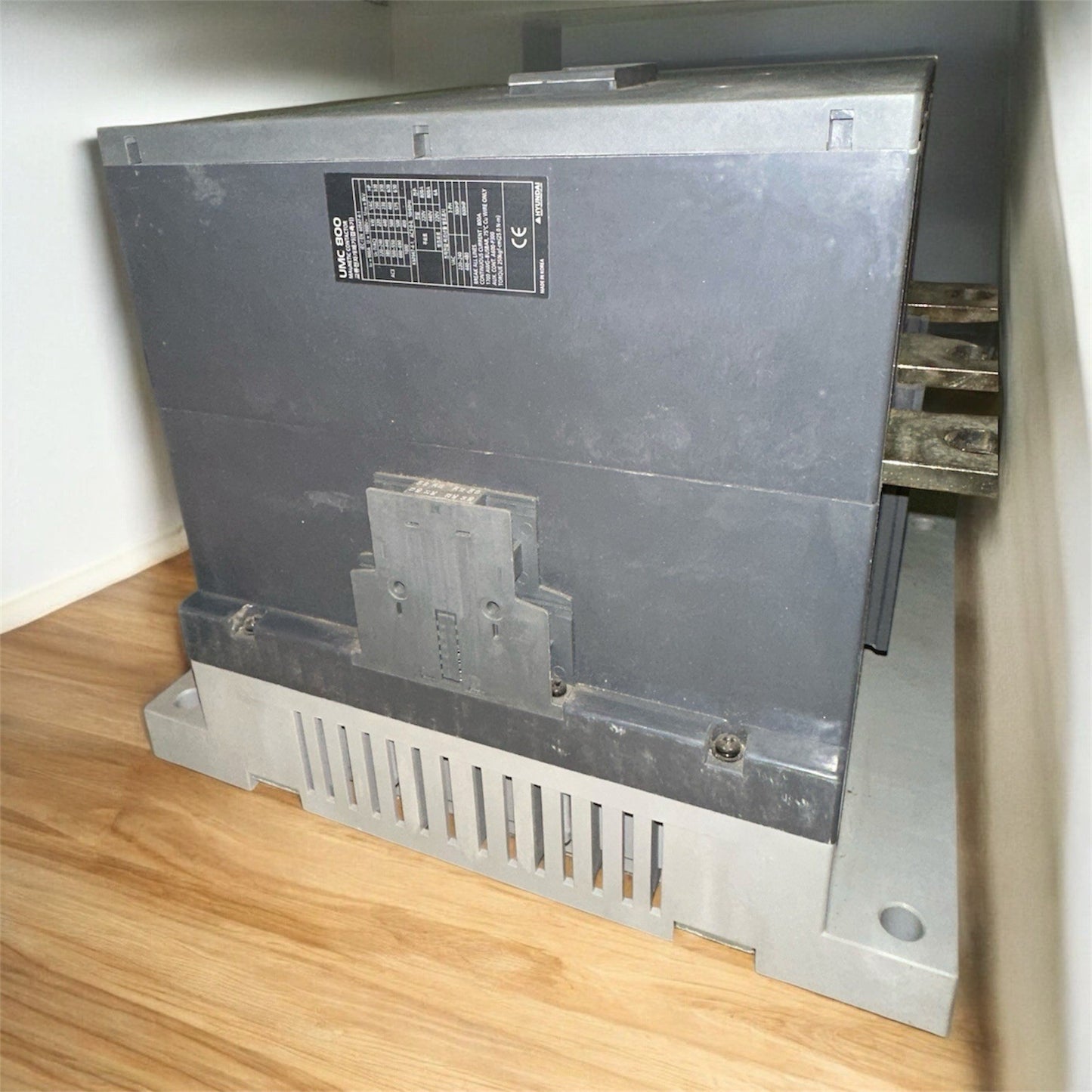 Hyundai UMC 800 Magnetic Contactor