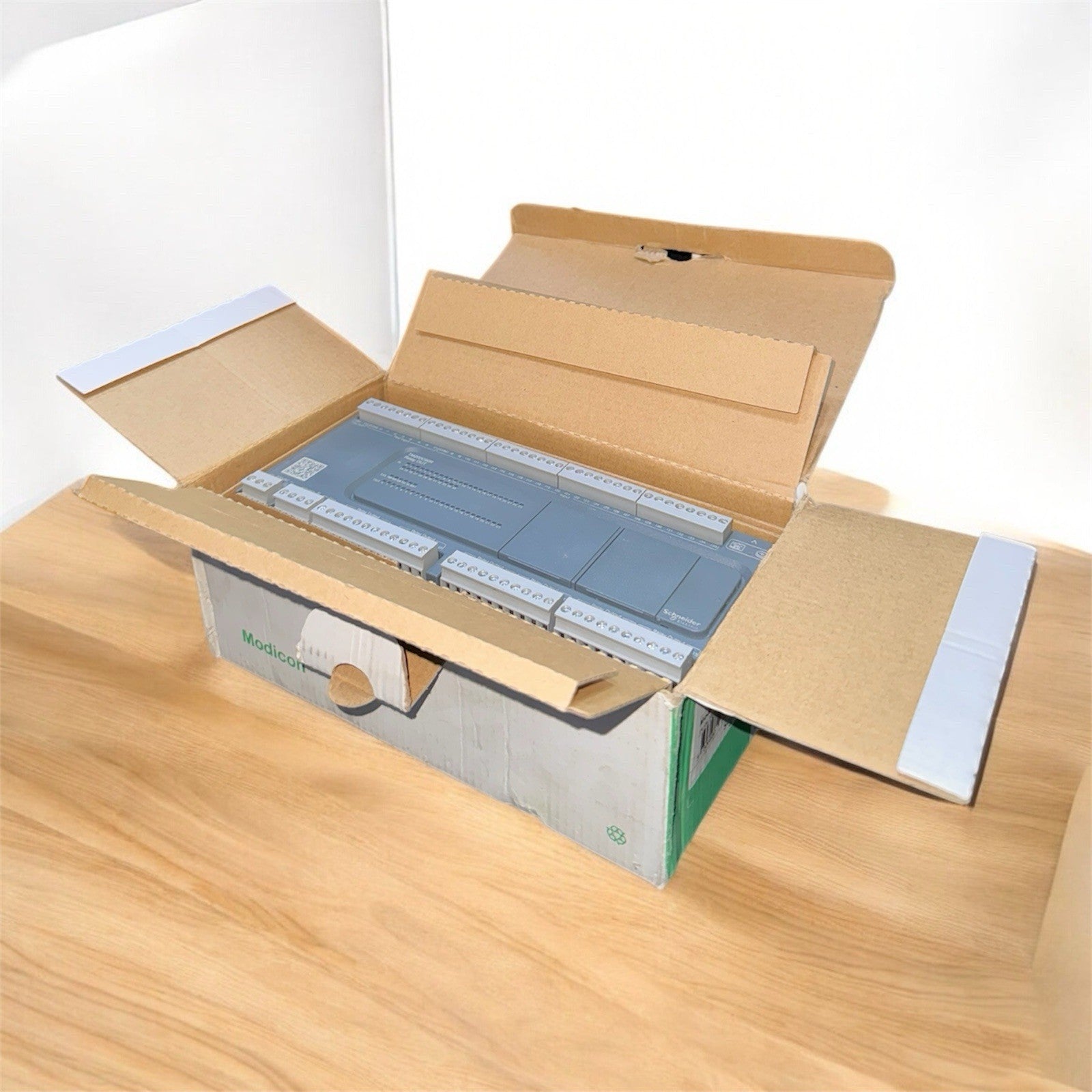 Schneider Modicon TM200C60R