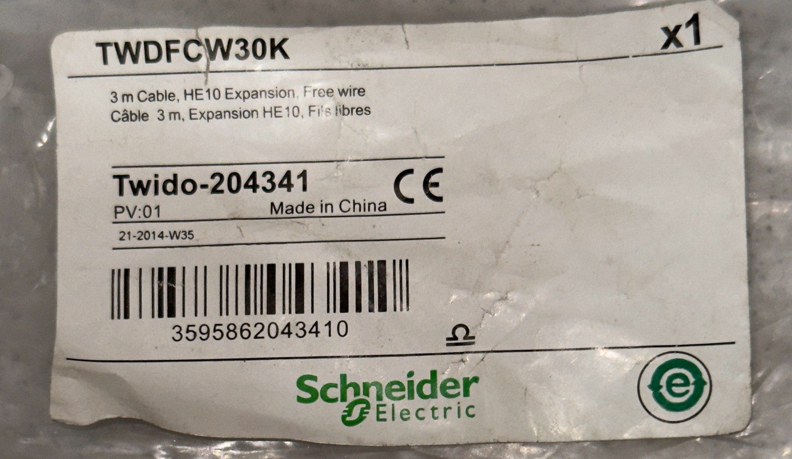 Schneider Electric TWDFCW30K PLC,Ac Drive Cable 3 Metre Twido-204341