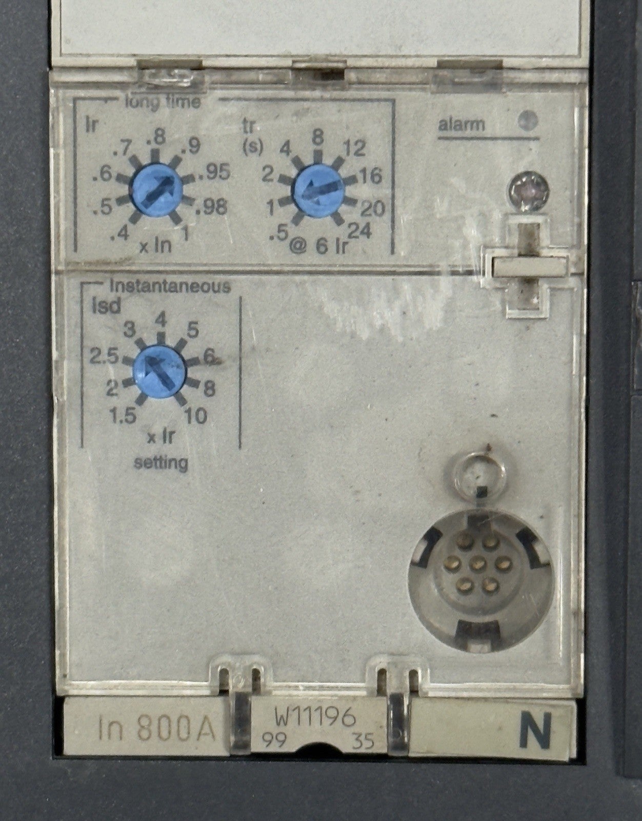 Schneider Electric Compact NS800 N Circuit Breaker - 800A, 750V, Micrologic 2.0