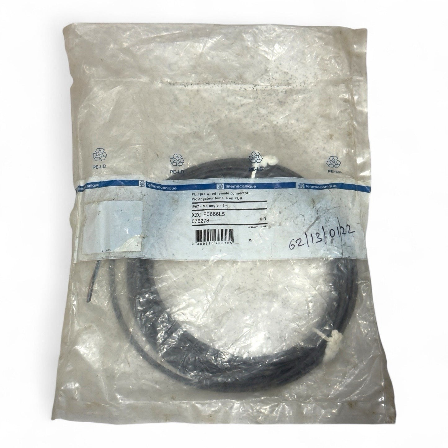 Telemecanique XZCP0666L5 female connector Prolongateur femelle en PUR (5 Metre)