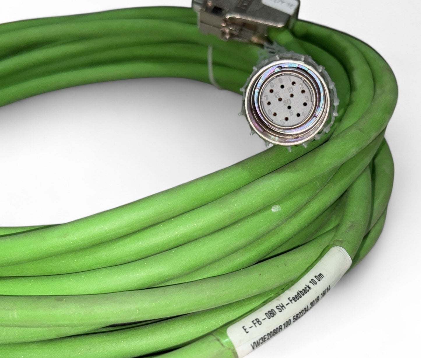 Schneider Electric VW3E2080R100 PacDrive Feedback Cable 10 Metre/ 300Volt