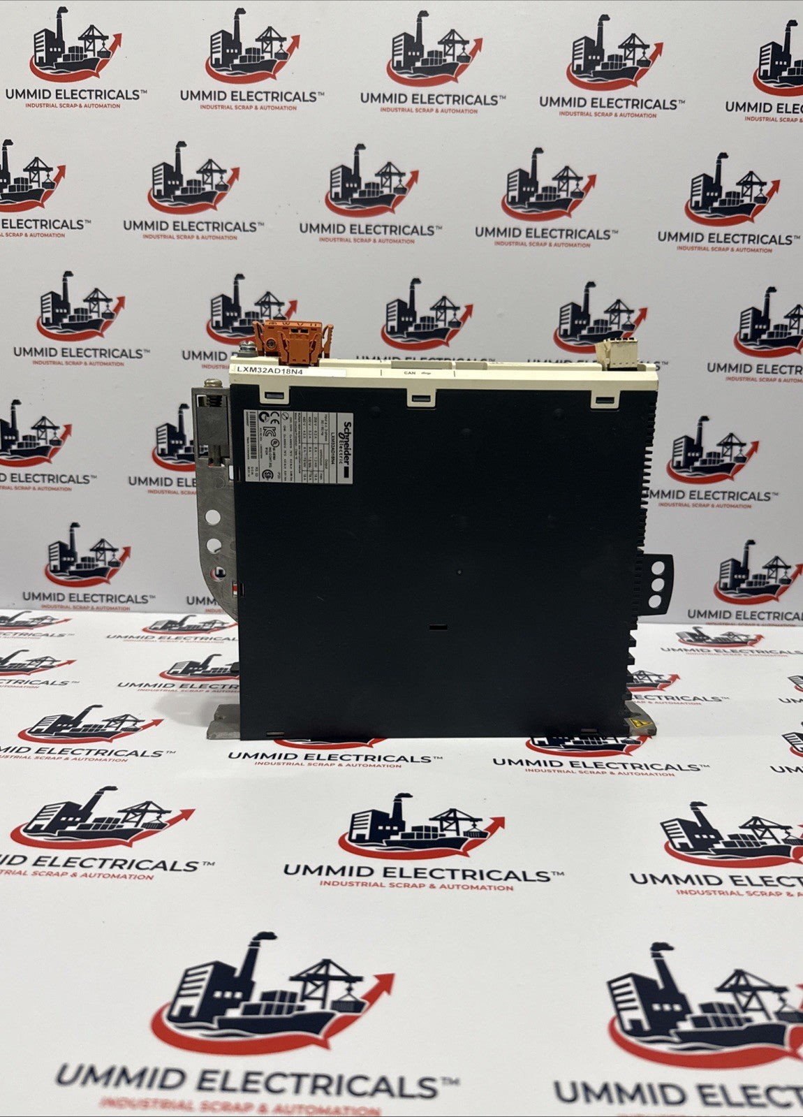 Schneider LXM32AD18N4 Servo Drive