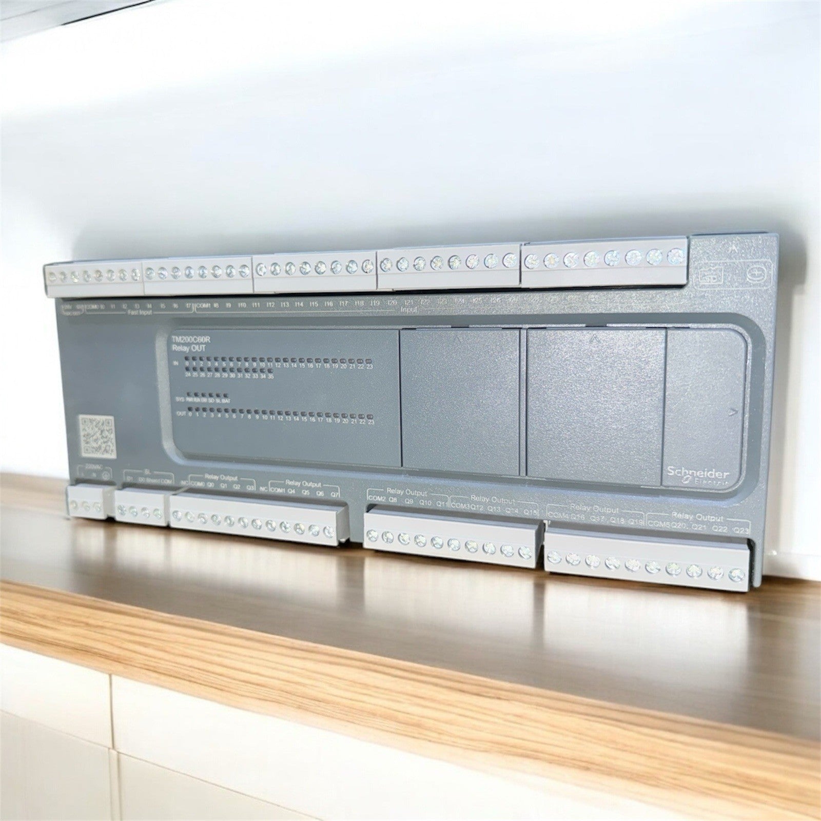 Schneider Modicon TM200C60R